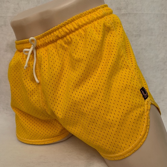 Ulloa Mesh Swim Trunks Large 3" inseam Gently worn 100% nylon pinpoint mesh - Picture 2 of 4